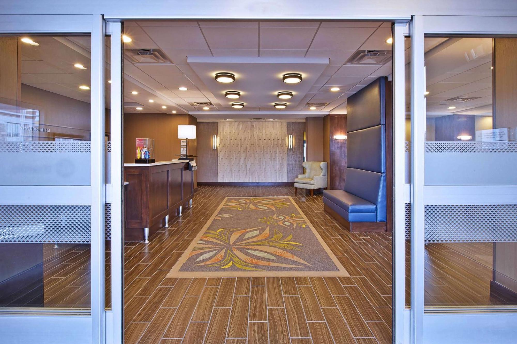 Hampton Inn By Hilton West Bloomfield Novi Farmington Hills Exterior foto